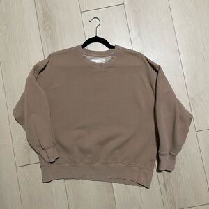American Eagle Outfitters Tan Crewneck Sweatshirt